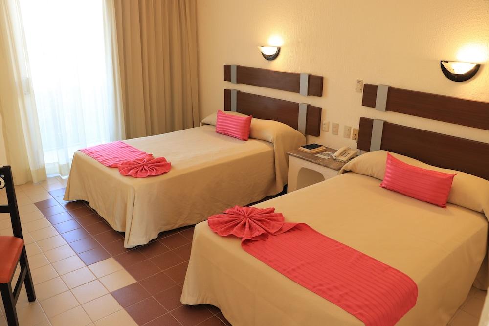 Hotel Plaza Palenque Exterior foto