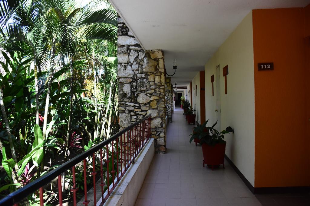 Hotel Plaza Palenque Exterior foto