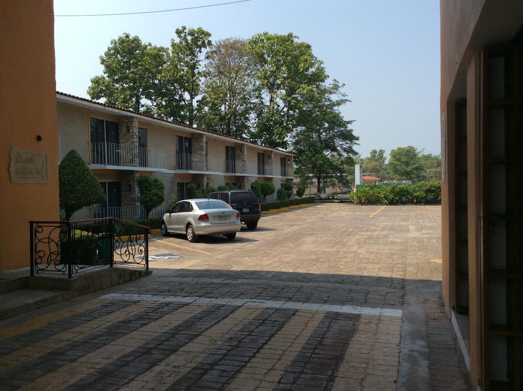 Hotel Plaza Palenque Exterior foto